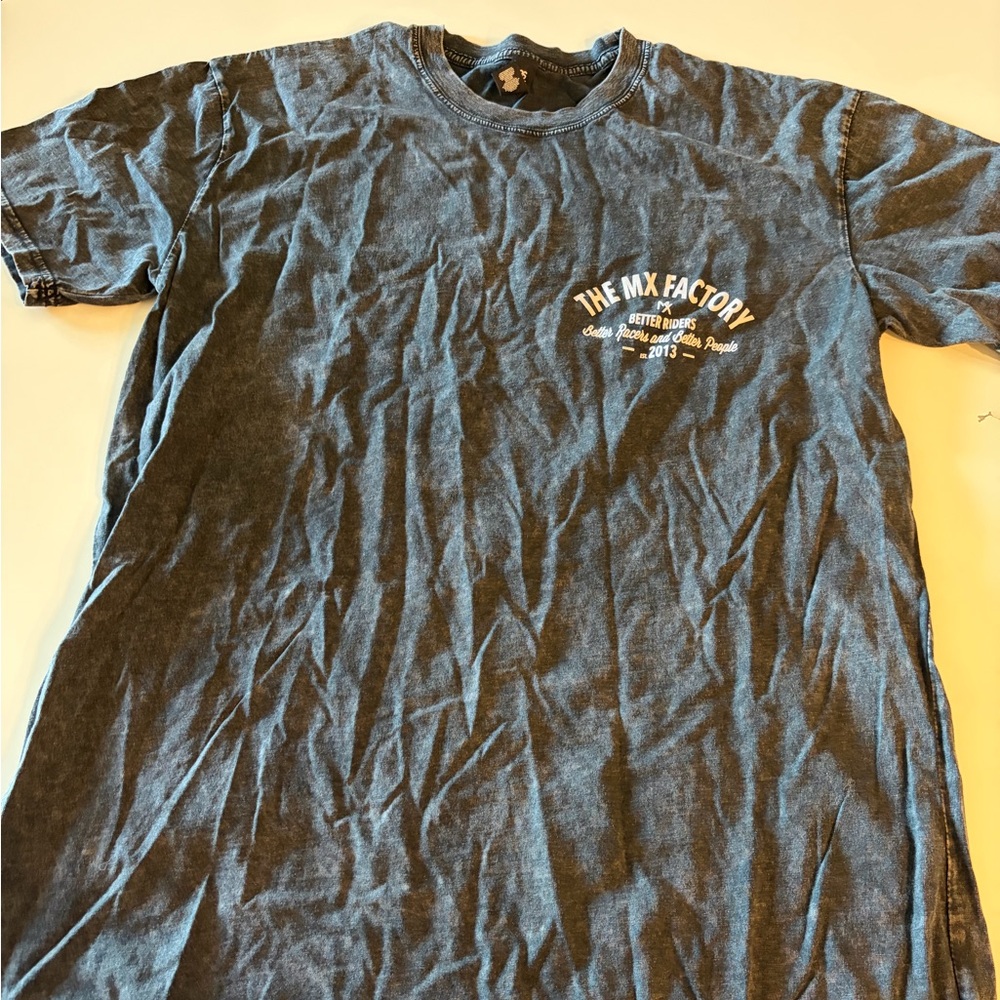 Soft graphic tee